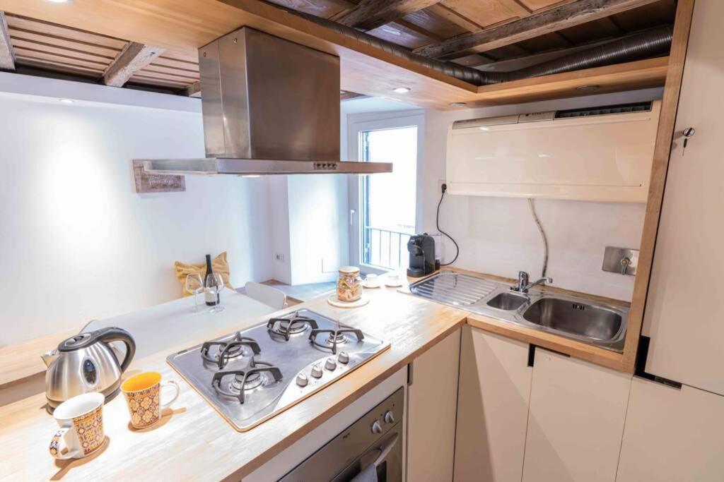 Biscione Loft Apartment *